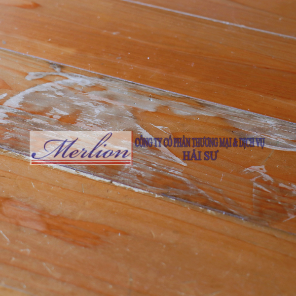 5 loại vết bẩn sàn thường gặp và nguyên nhân